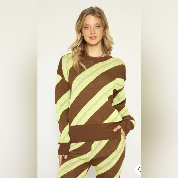 NWOT Miss Sparkling Stripe Sweater Set - Picture 5 of 7